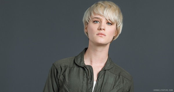 Actor Mackenzie Davis joins the Blade Runner 2 Cast!