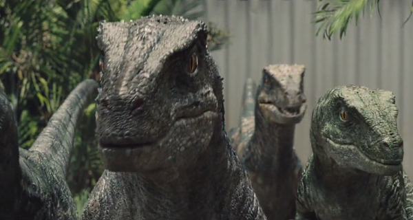 epic-new-jurassic-world-movie-footage-shown-in-latest-featurette.png