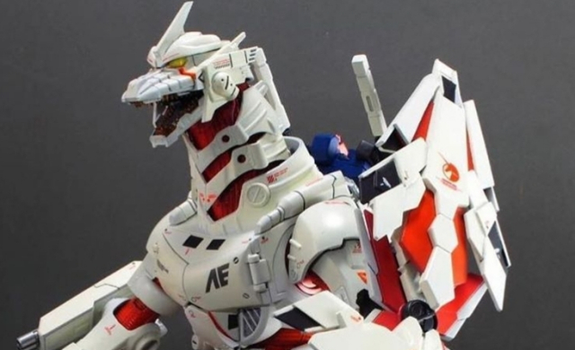 Gundam meets Godzilla with this Kiryu fusion model!