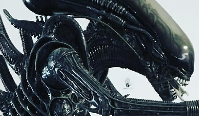 Neill Blomkamp shares mutated Alien 5 Xenomorph movie sculpt!