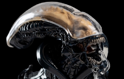 Weta Workshop announce new Alien vinyl figure!