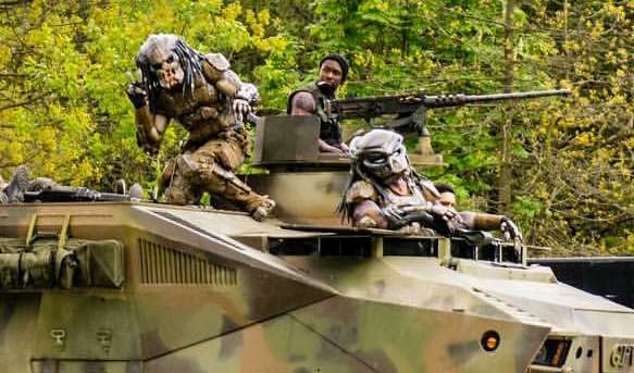 Yet another Predator 4 set photo hits online!