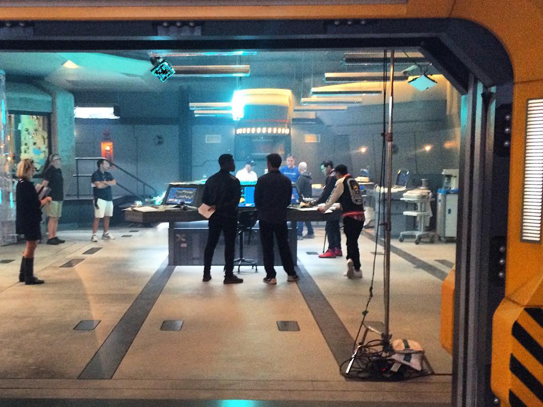 John Boyega and Scott Eastwood on Pacific Rim: Uprising set