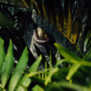 New Spoiler-Free Jurassic World Movie Clip Shows Simon Masrani & Claire Watching the Indominus Rex!