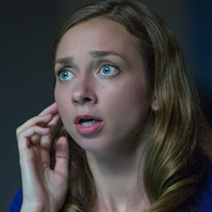 First Jurassic World Movie Still Featuring Lauren Lapkus Arrives + New Trailer Coming Very Soon!