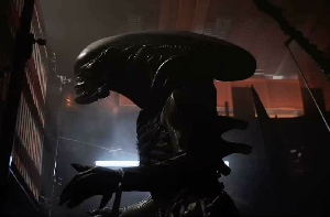 Give us YOUR review of Alien: Earth Episode 6 – The Fly (NOW PLAYING)