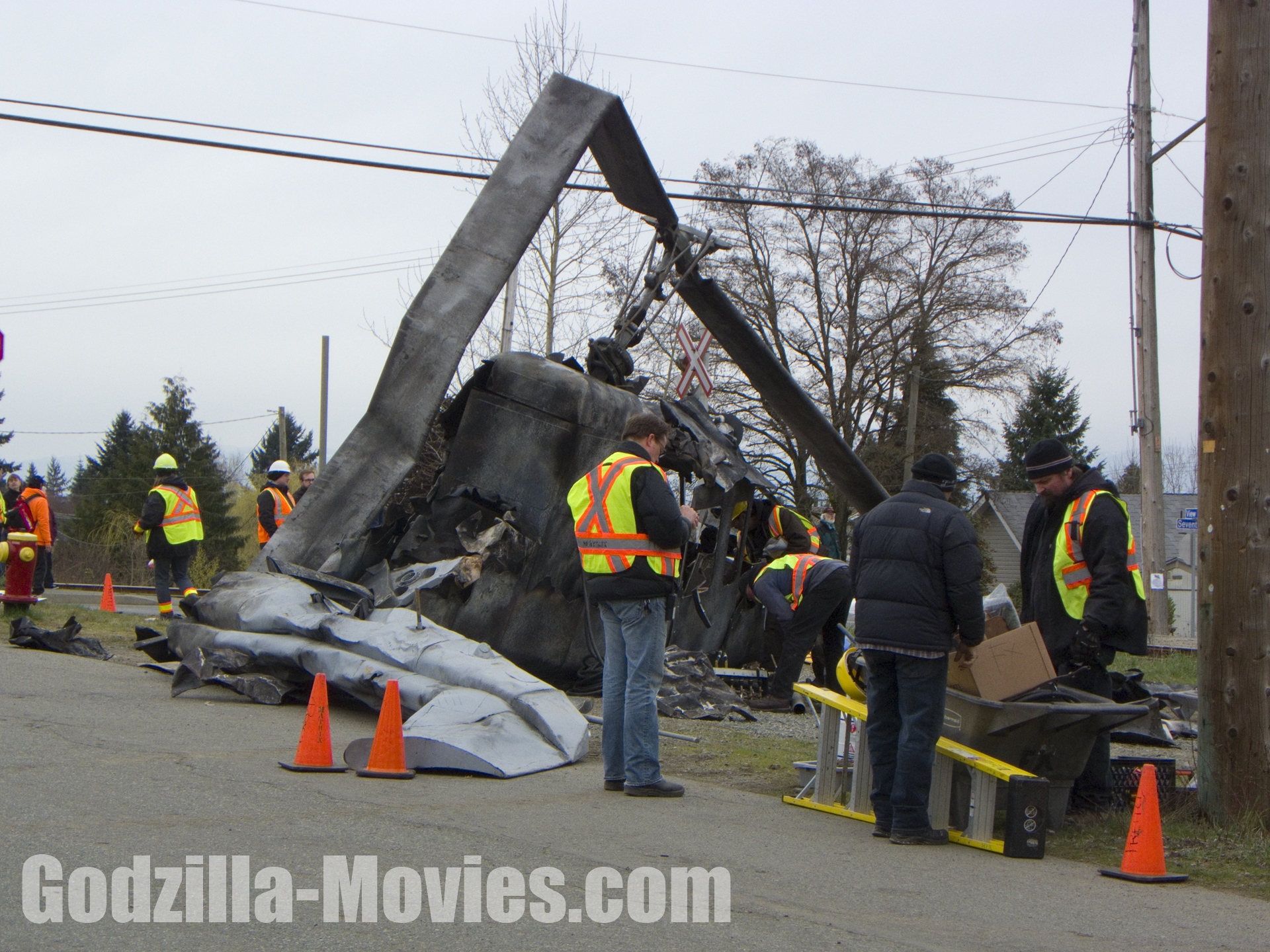 Making the Godzilla 2014 Set