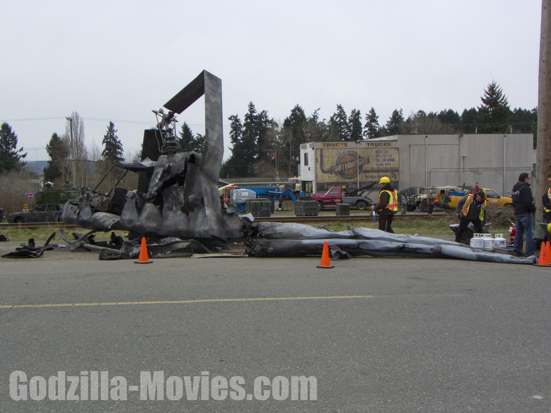 Another look at the crashed Chopper - Godzilla 2014 Set Photo