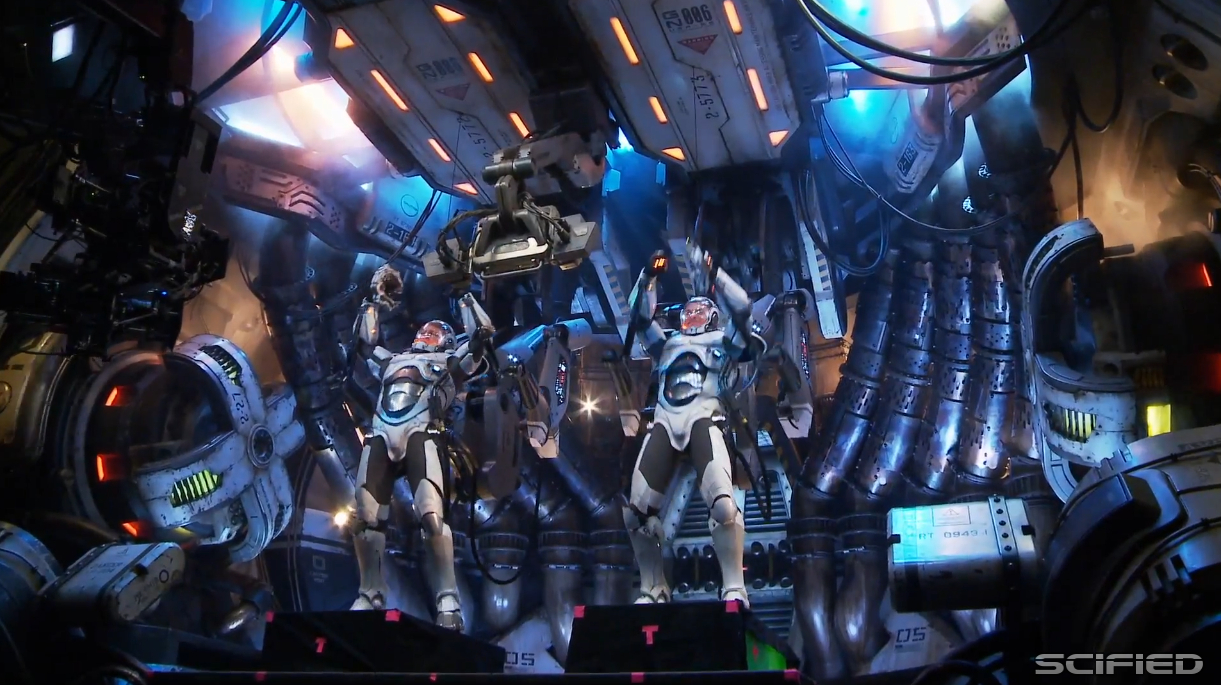 Pacific Rim: Oversized Robot Sets Featurette - Pacific Rim Trailer