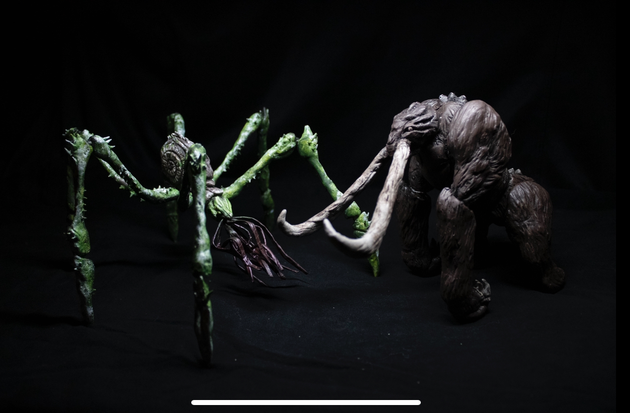 Custom figures for Titanus Scylla and Titanus Behemoth