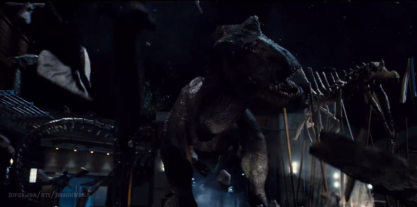 Jurassic World T-Rex Smashes Spinosaurus Skeleton - Redemption