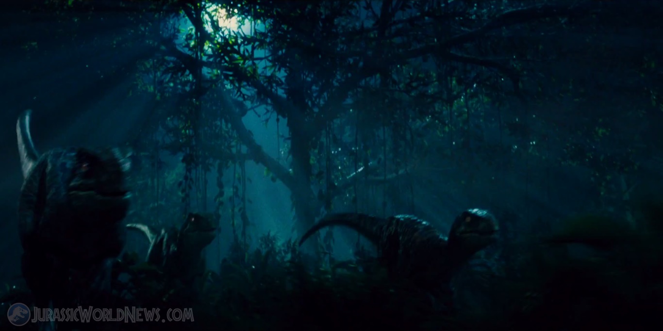 Jurassic World Global Trailer Screenshot