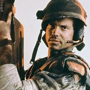 Bill Paxton (Hudson from Aliens) wants in on Neill Blomkamp's Alien 5!