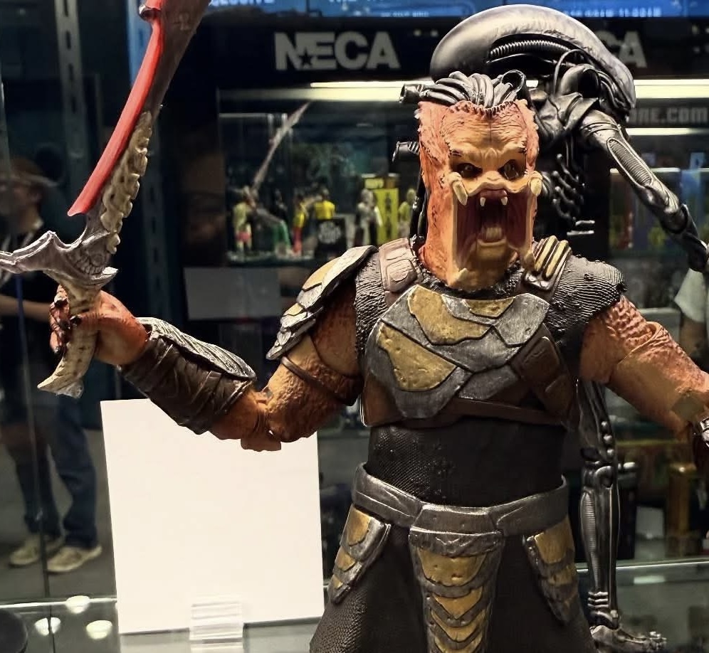 NECA Predator: Badlands figures spotted at New York Comic-Con!