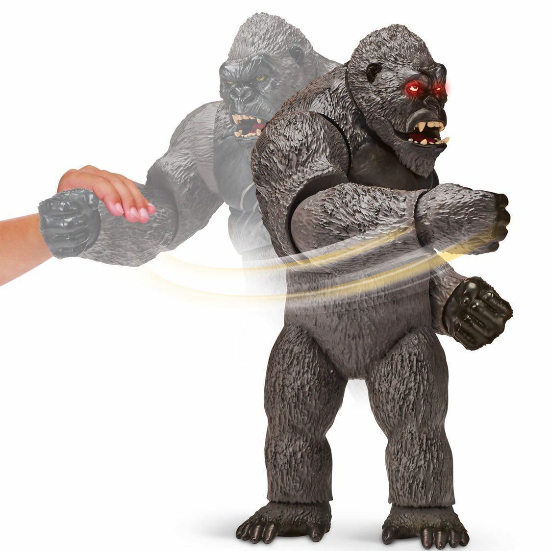 New Official Godzilla Vs Kong Figures Revealed Godzilla News Godzillavskong